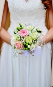 マッチングアプリで結婚を考えるSNS公開はいつがベスト？