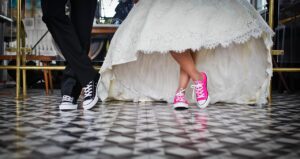 マッチングアプリで結婚を考える際の写真公開のリスクとは？