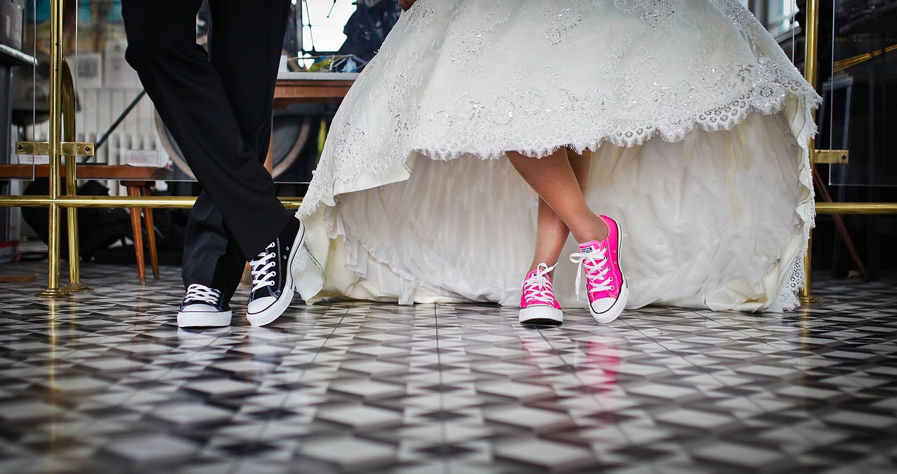 マッチングアプリで結婚を考える際の写真公開のリスクとは？
