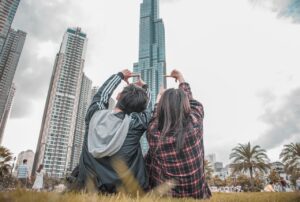 タップルで出会った彼氏との結婚に必要な年収はどれくらい？